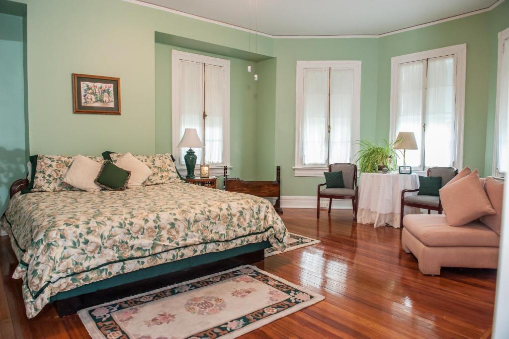 Cedars & Beeches Bed & Breakfast Long Branch Rum bild