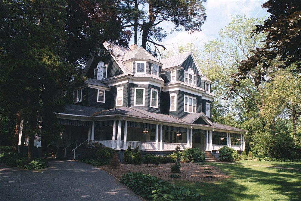 Cedars & Beeches Bed & Breakfast Long Branch Exteriör bild