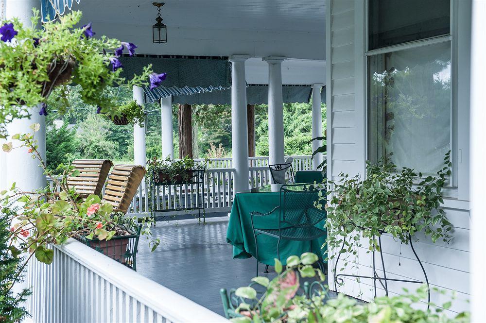 Cedars & Beeches Bed & Breakfast Long Branch Exteriör bild