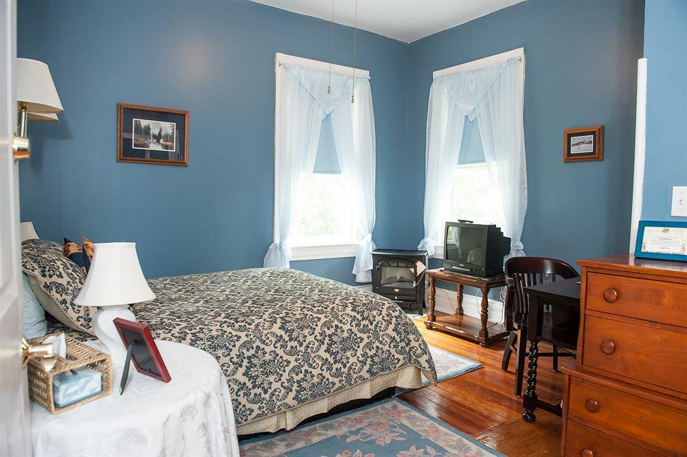 Cedars & Beeches Bed & Breakfast Long Branch Exteriör bild